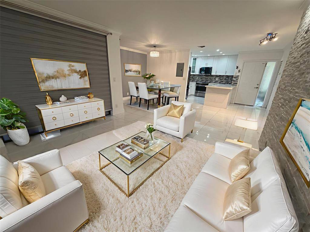 Coconut Creek, FL 33066,2899 S Carambola Cir S #2090