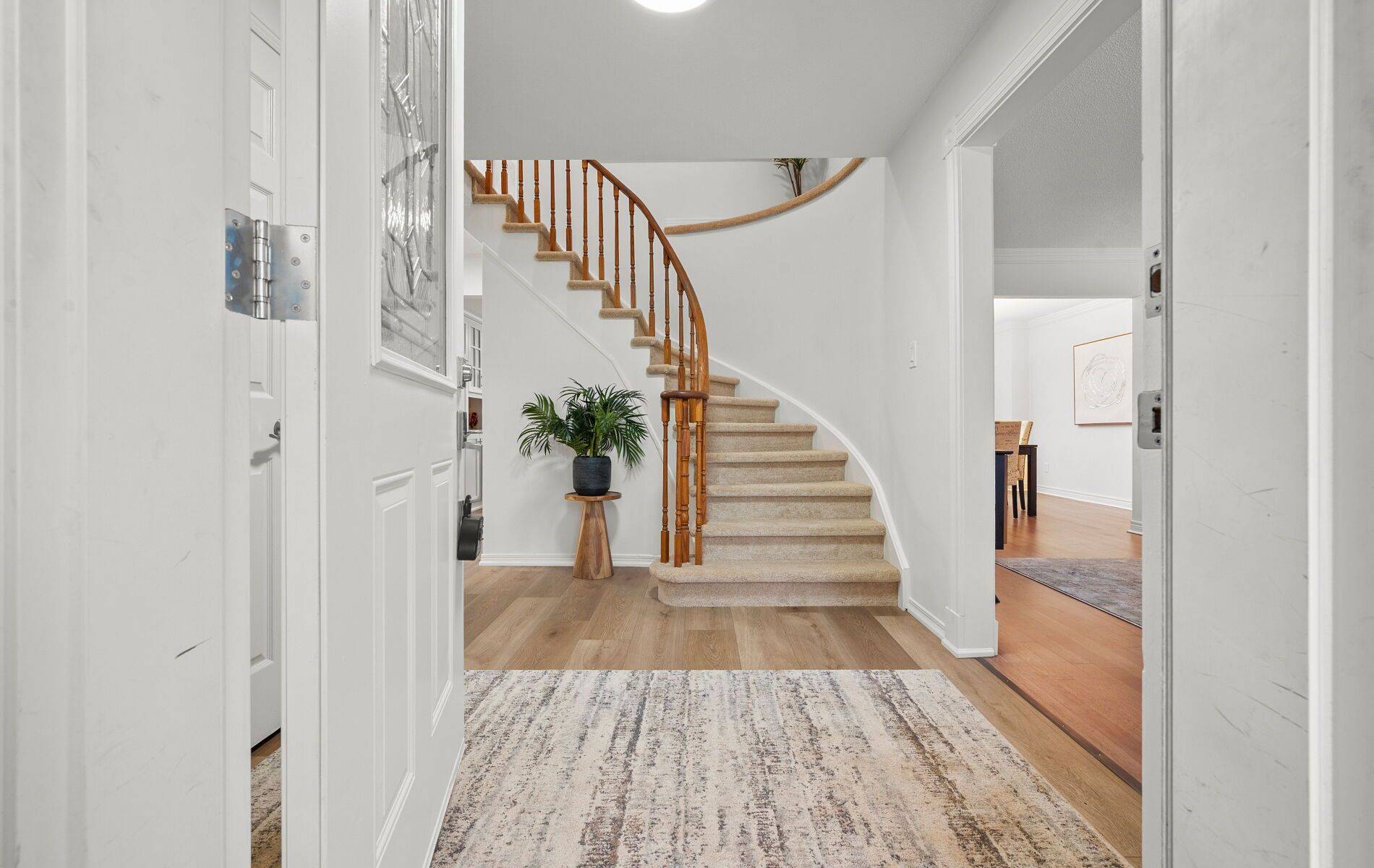 Mississauga, ON L5L 3G3,2035 Folkway DR