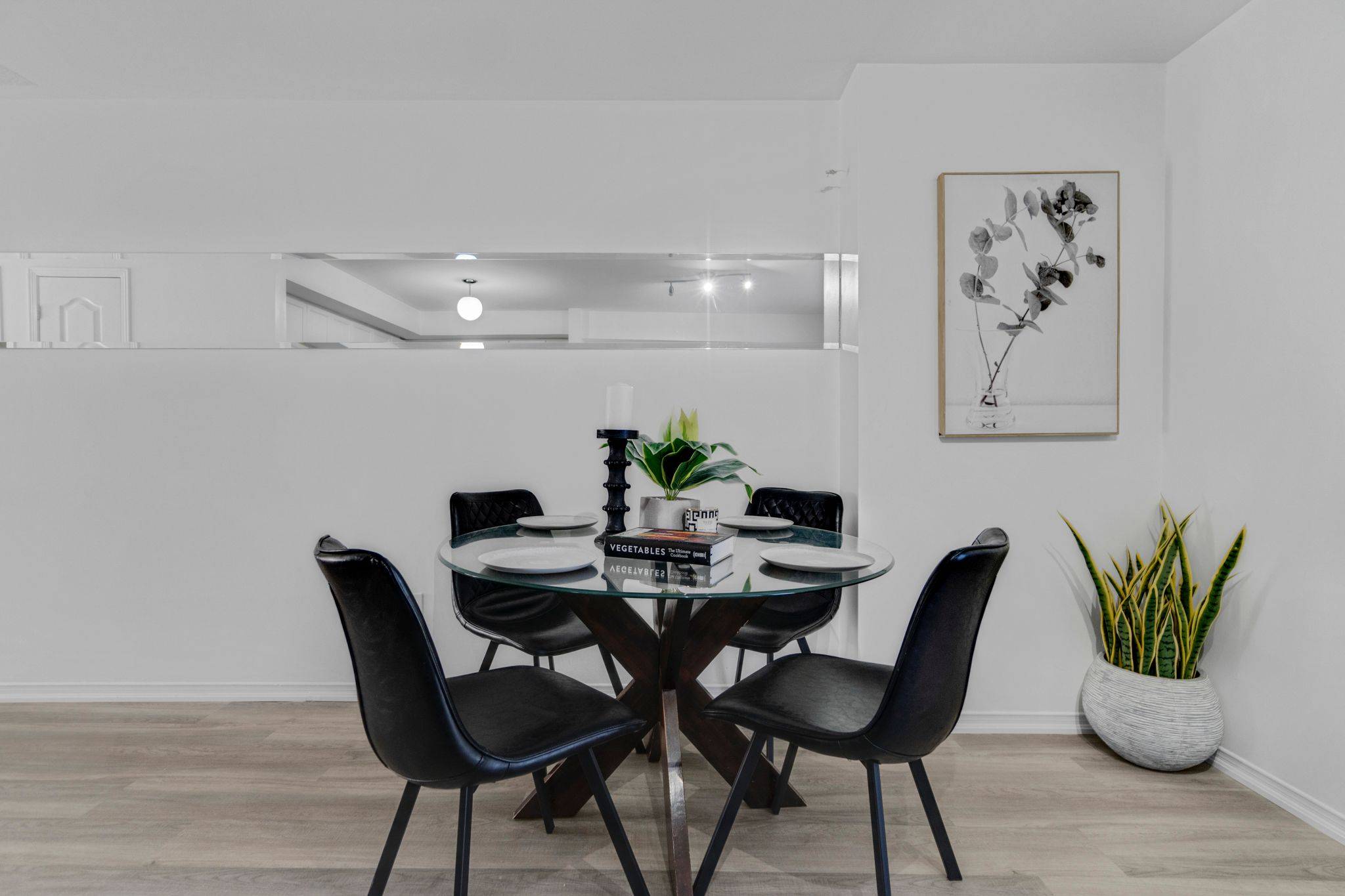 Mississauga, ON L5M 0E9,5025 Ninth Line #8