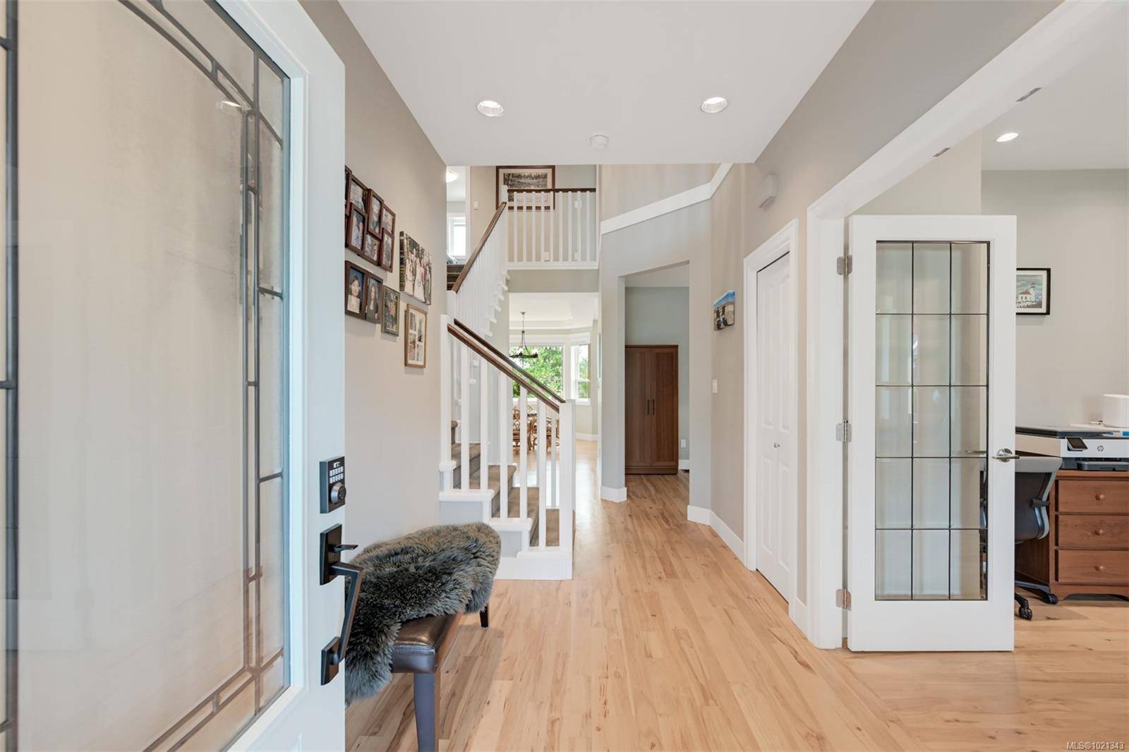 Colwood, BC V9C 3V9,3445 Hopwood Pl