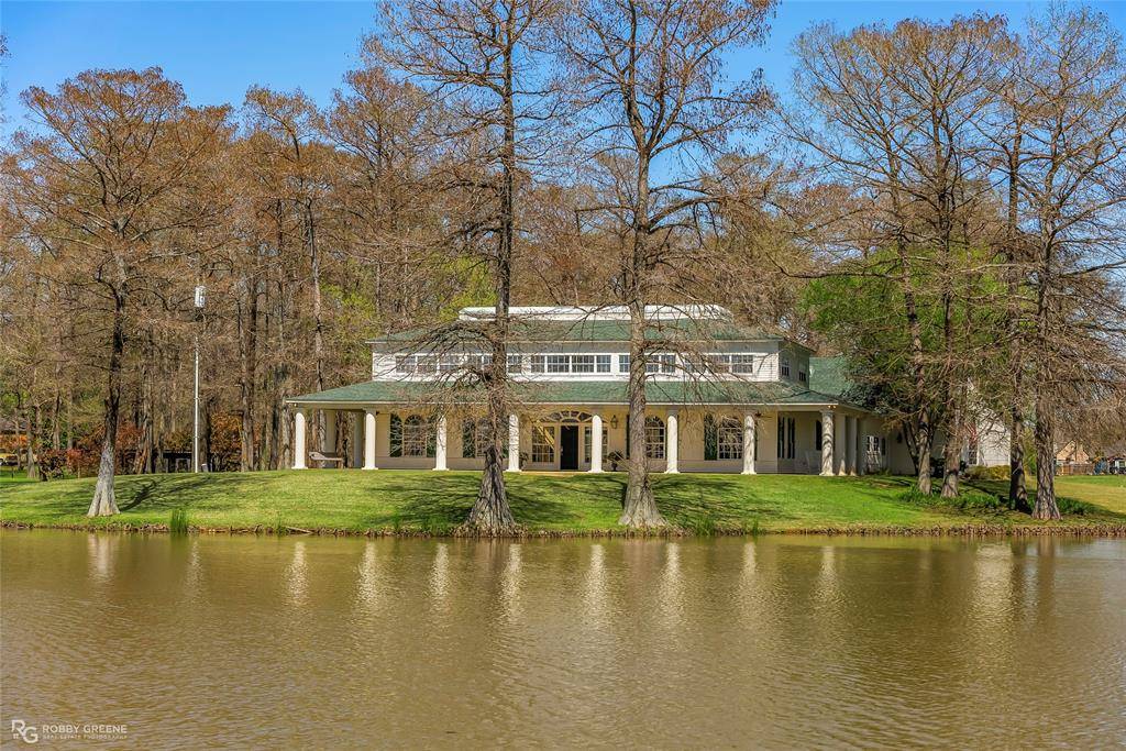 Bossier City, LA 71111,5705 Lake Side Drive Drive