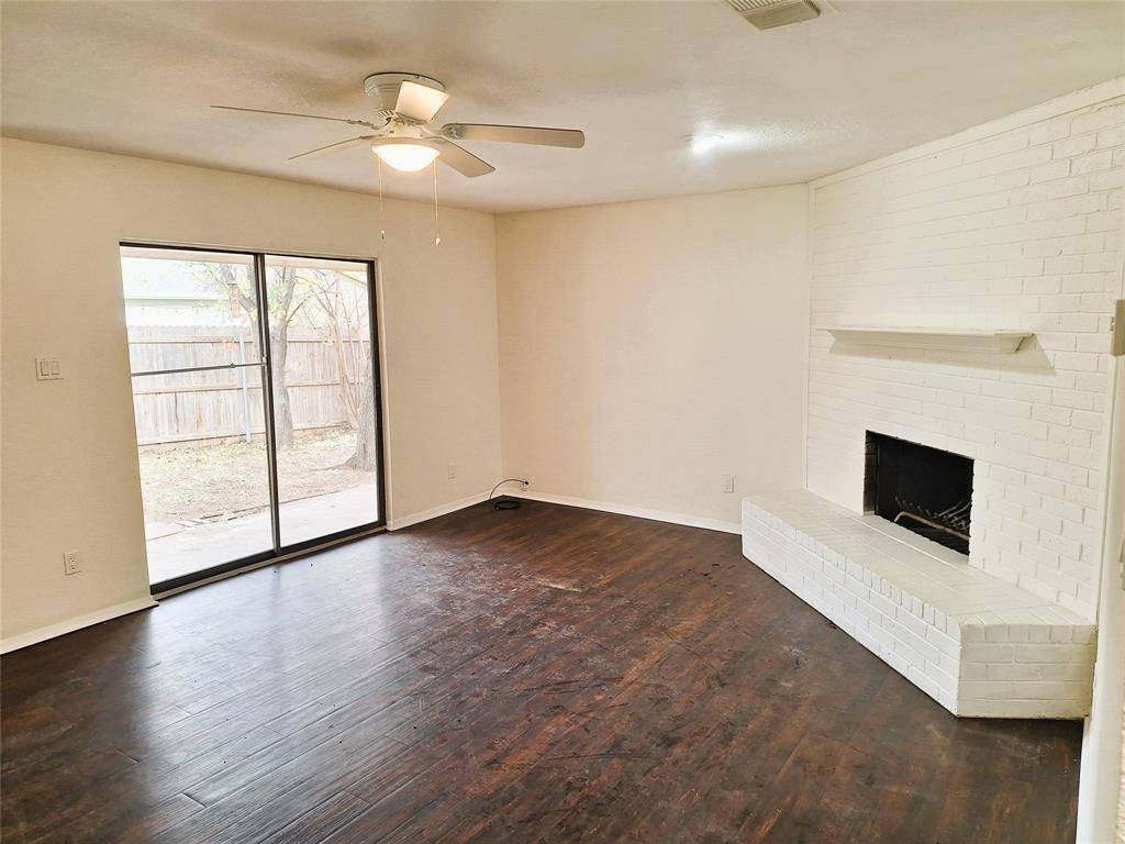 Saginaw, TX 76179,628 Edwards Drive