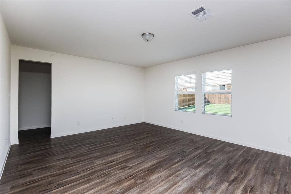 Crowley, TX 76036,505 Canoe Way