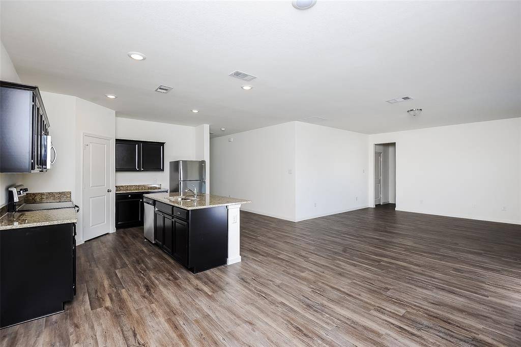 Crowley, TX 76036,505 Canoe Way