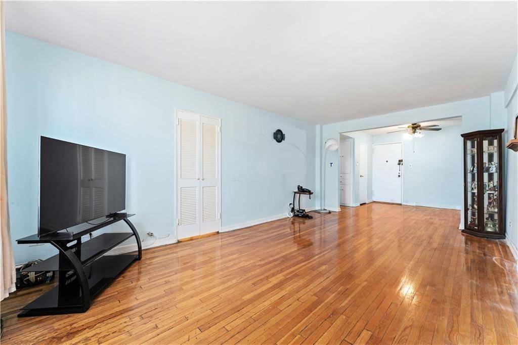 Brooklyn, NY 11229,1770 East 14th ST #5G