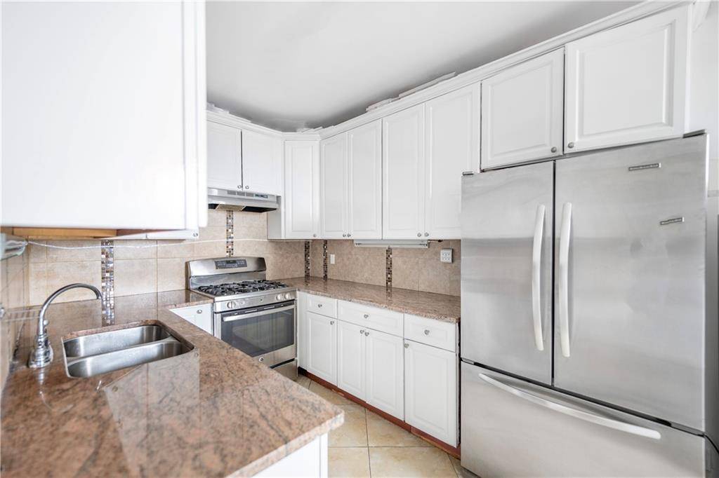 Brooklyn, NY 11223,602 Avenue T #6D