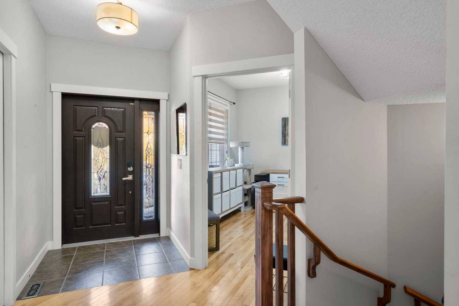 Airdrie, AB T4B3B7,2581 Coopers CIR SW