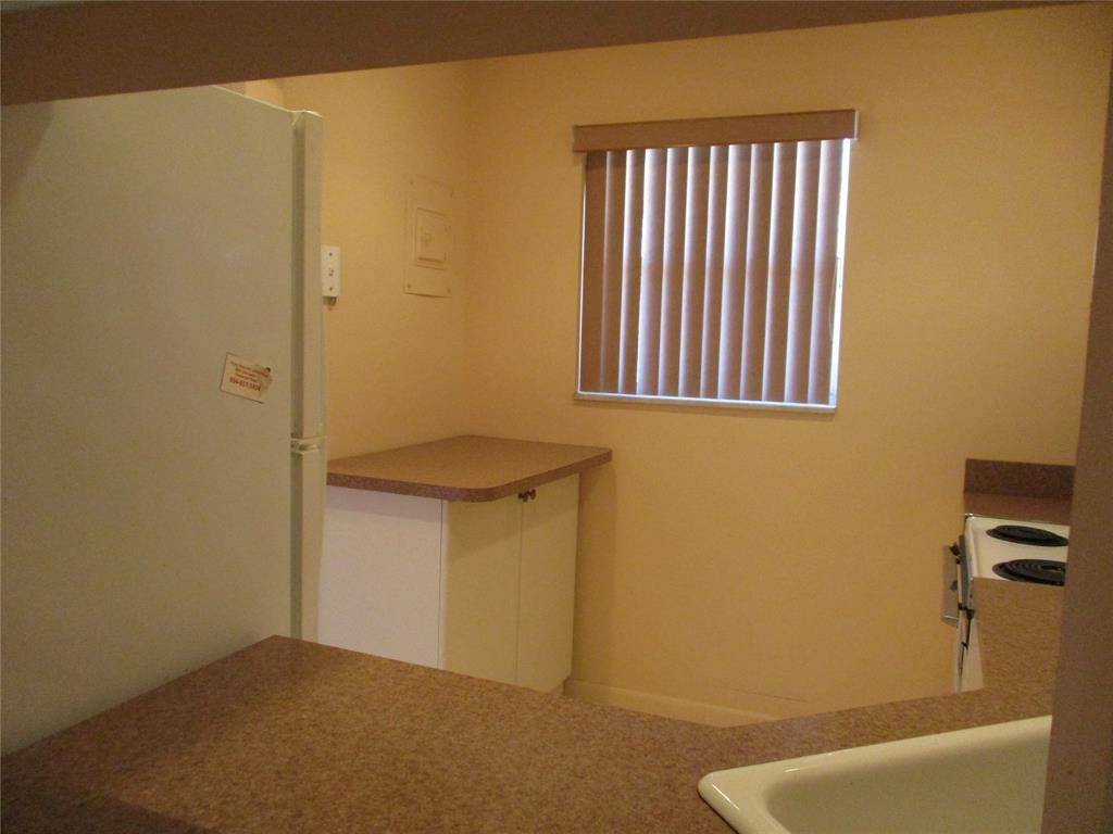 Tamarac, FL 33321,8390 Lagos De Campo Blvd #304