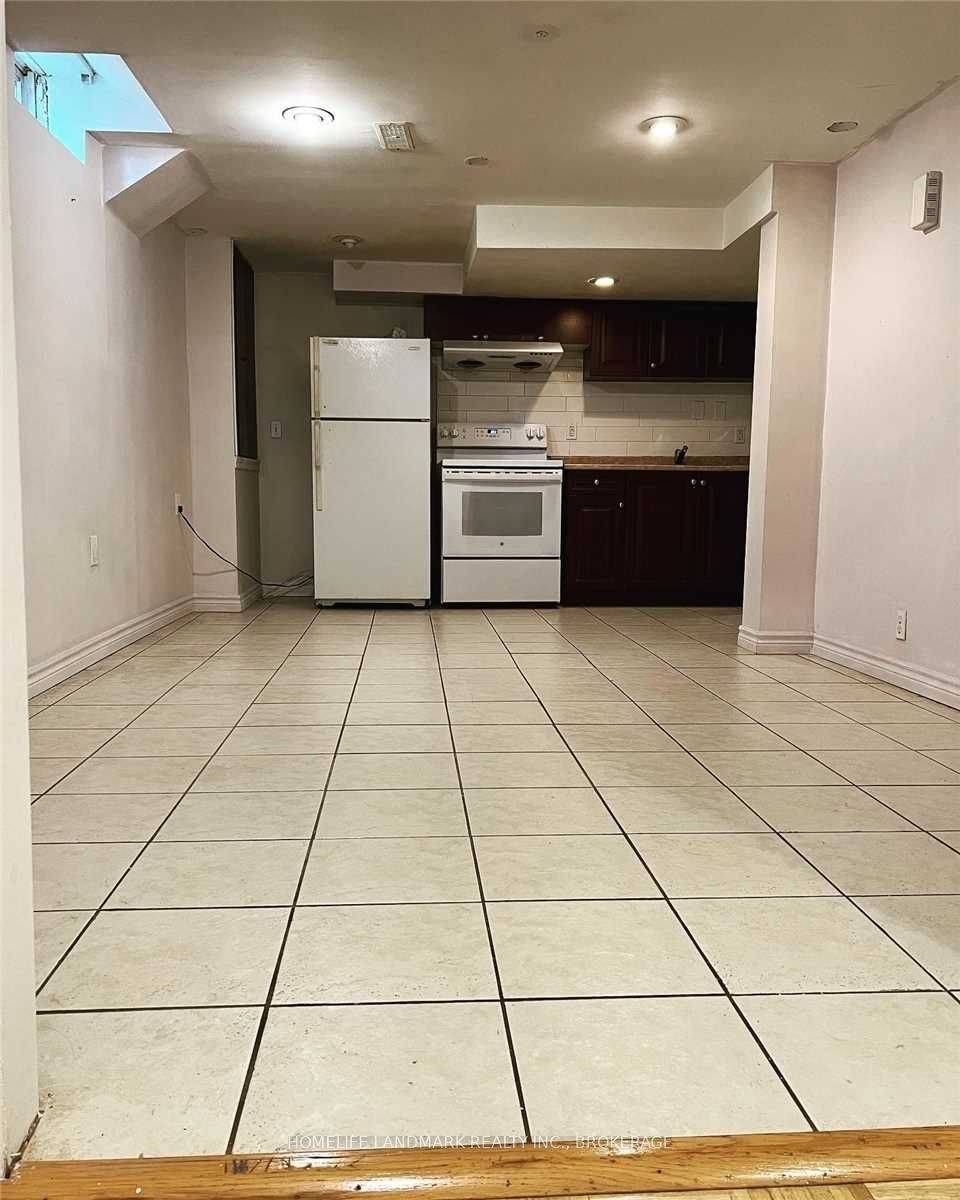 Markham, ON L3S 2Y5,78 Mary Pearson DR