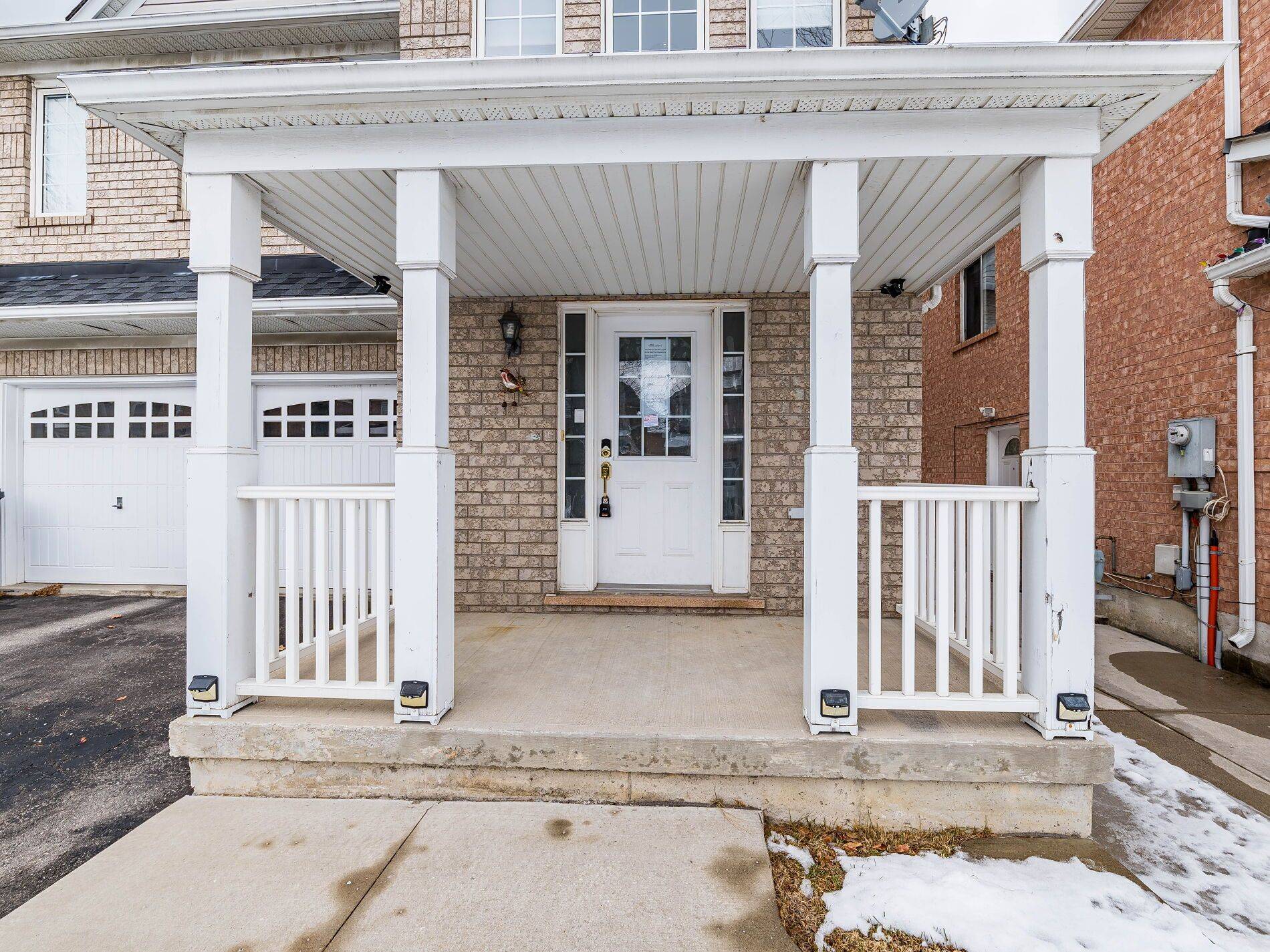 Brampton, ON L6S 6L9,42 Zimmer ST