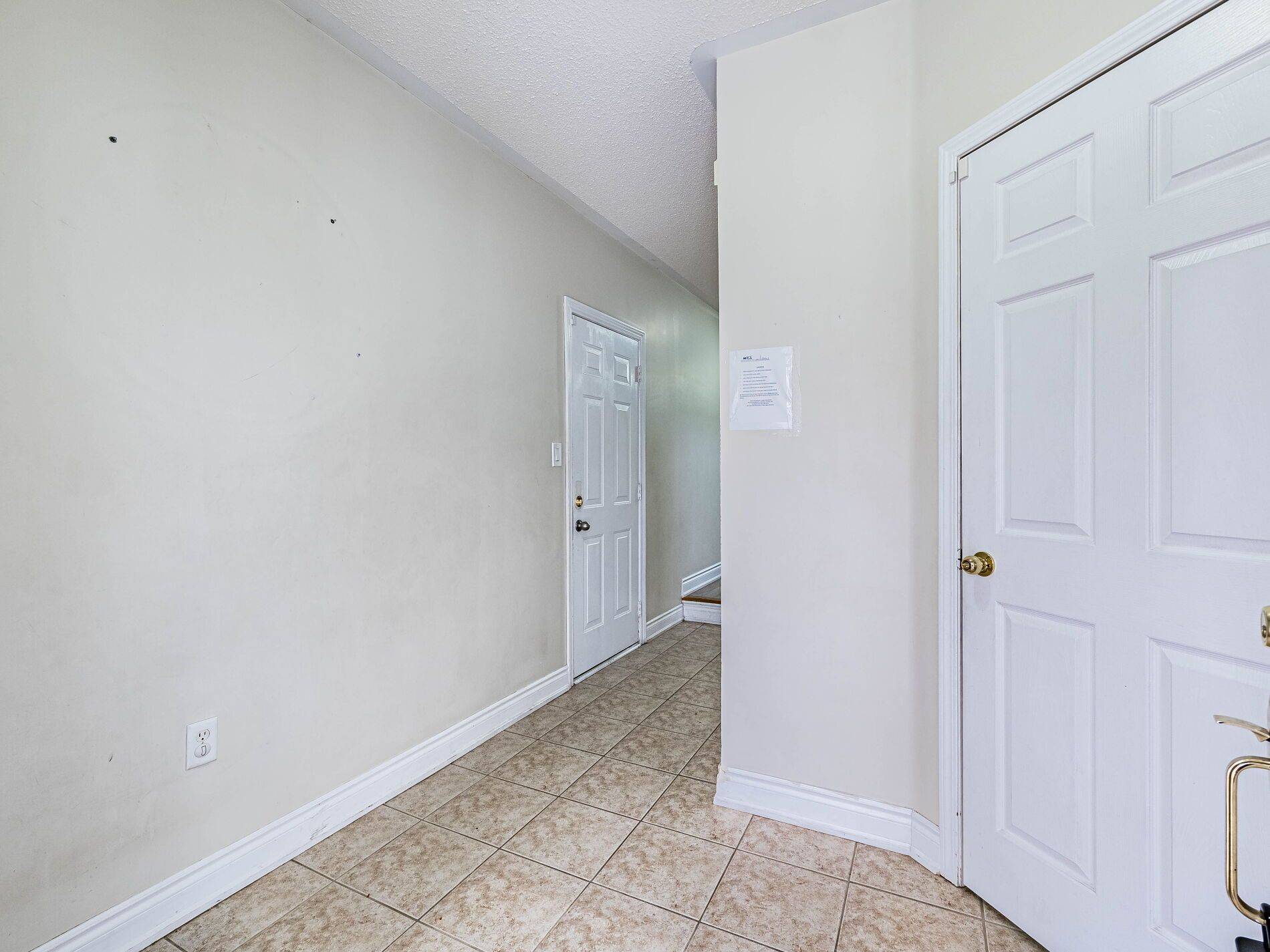 Brampton, ON L6S 6L9,42 Zimmer ST