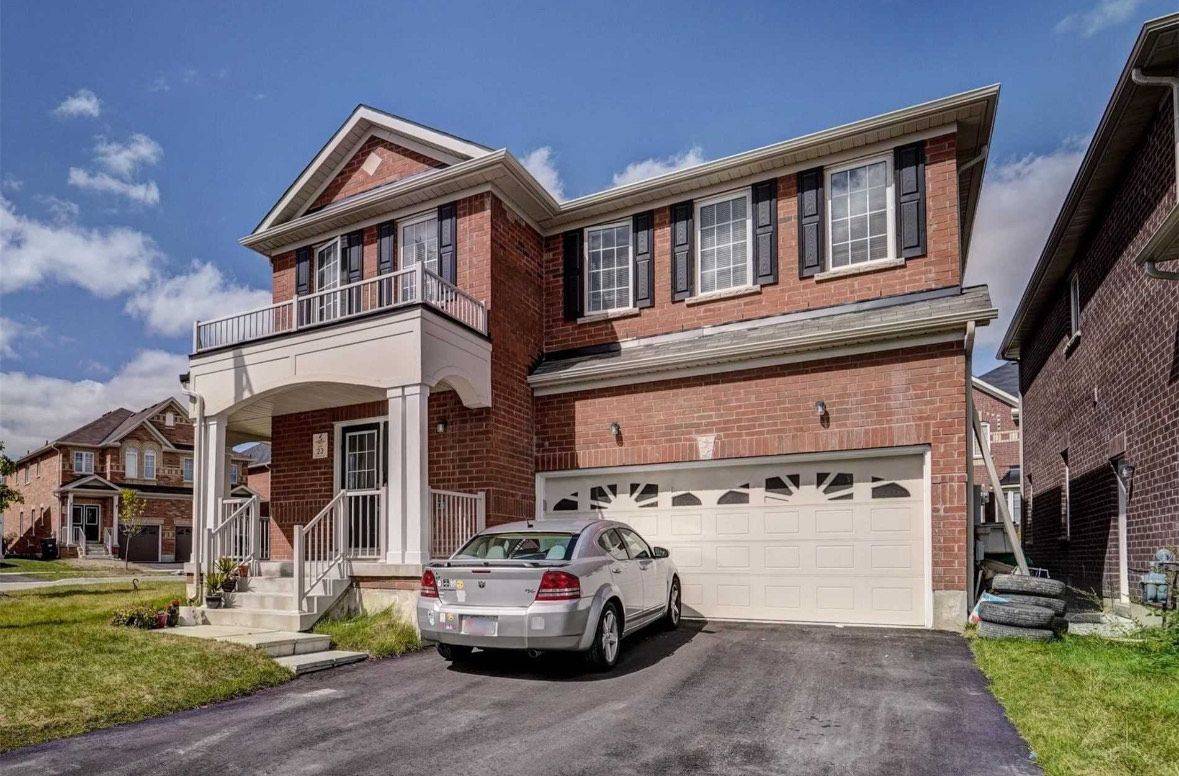 Brampton, ON L6R 3T7,45 Cookview DR #Lower Unit