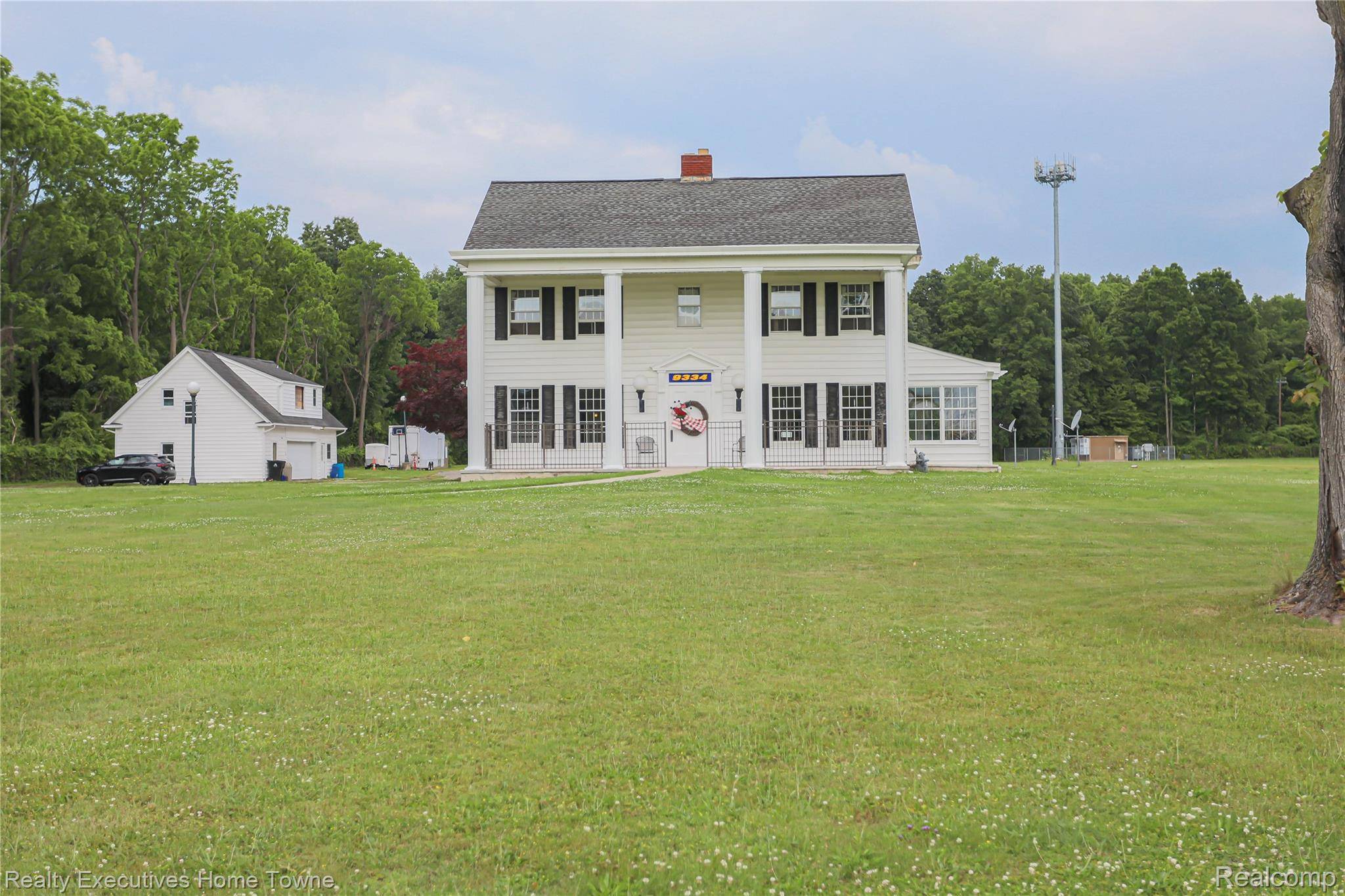 Algonac, MI 48001,9334 River RD