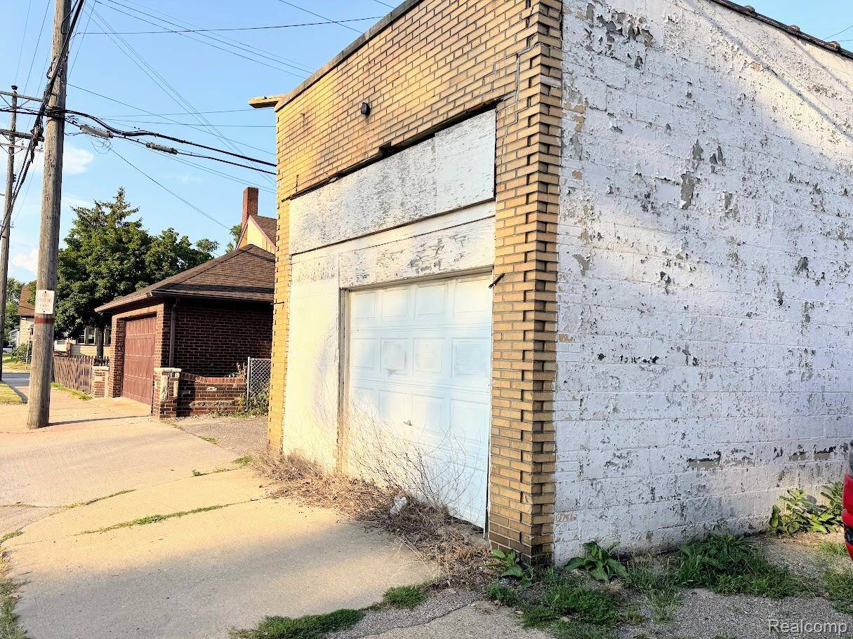 Ecorse, MI 48229,46 W Westfield ST