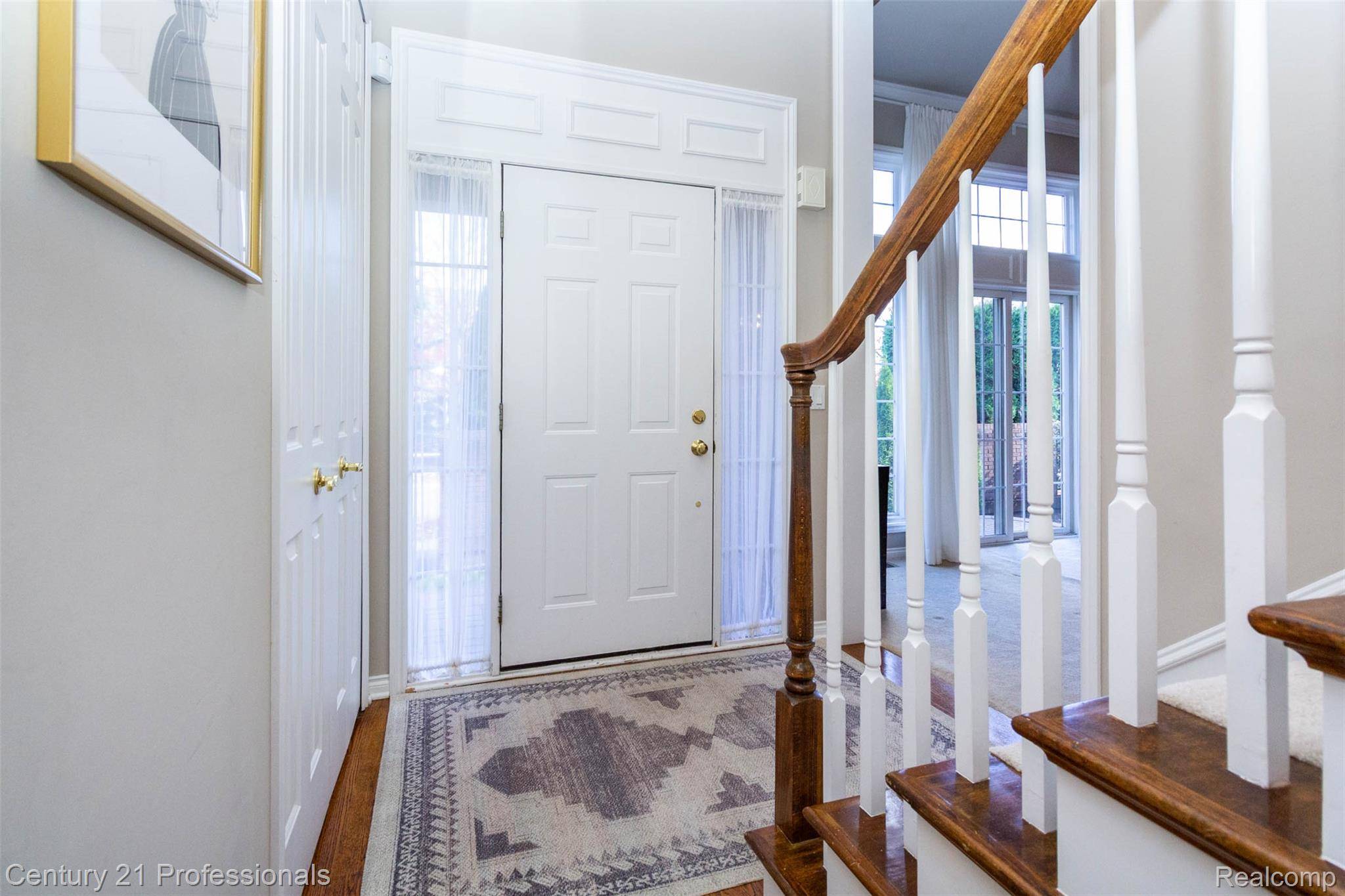 Troy, MI 48098,207 Harrington DR