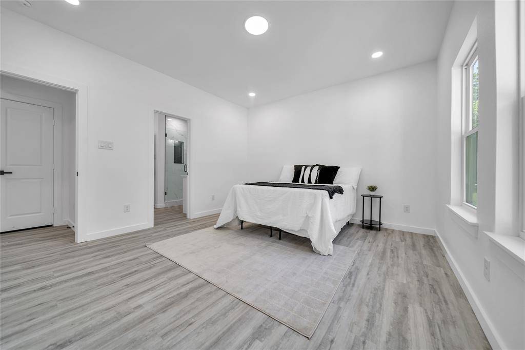 Terrell, TX 75160,702 W Rochester Street