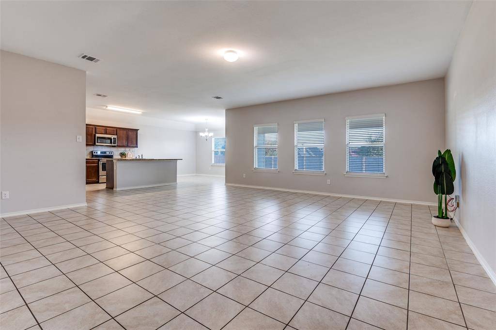 Waxahachie, TX 75165,542 Clearlake Drive