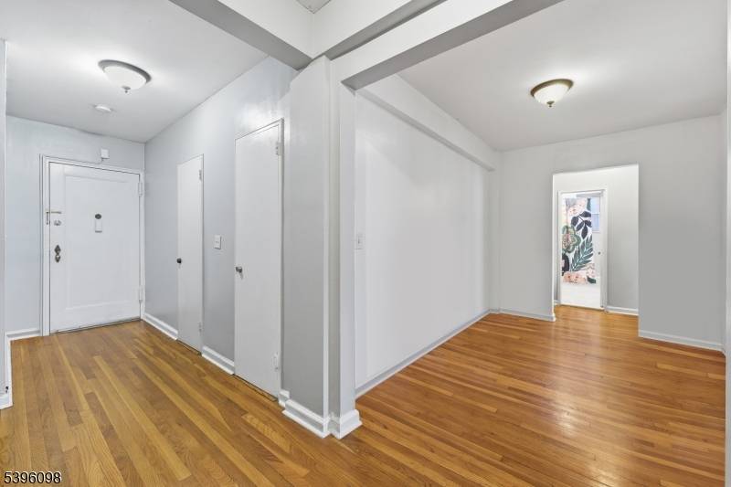 Jersey City, NJ 07304,2520 John F Kennedy Blvd #2C