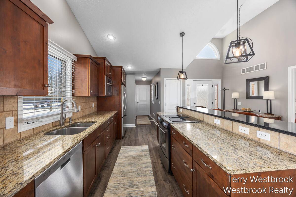 Grand Rapids, MI 49546,2546 Highridge LN SE