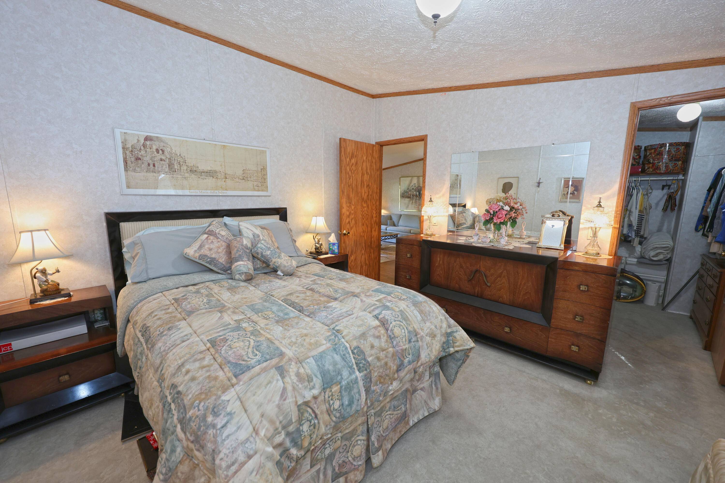 Benton Harbor, MI 49022,91177 Pitcher DR