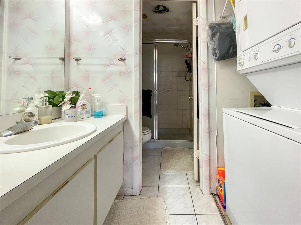 Sunrise, FL 33322,2786 NW 104th Ave #310