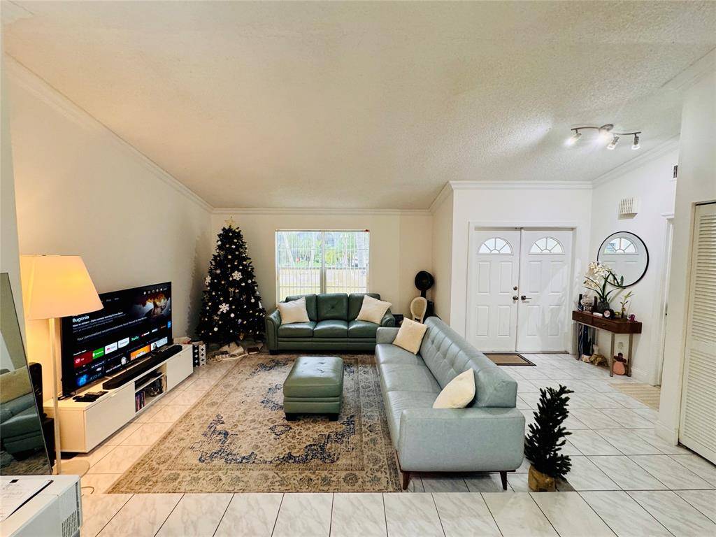 Sunrise, FL 33351,9673 NW 45th St