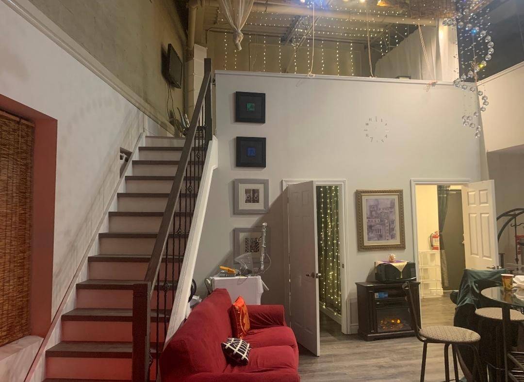 Markham, ON L6E 1A5,91 Anderson DR #1