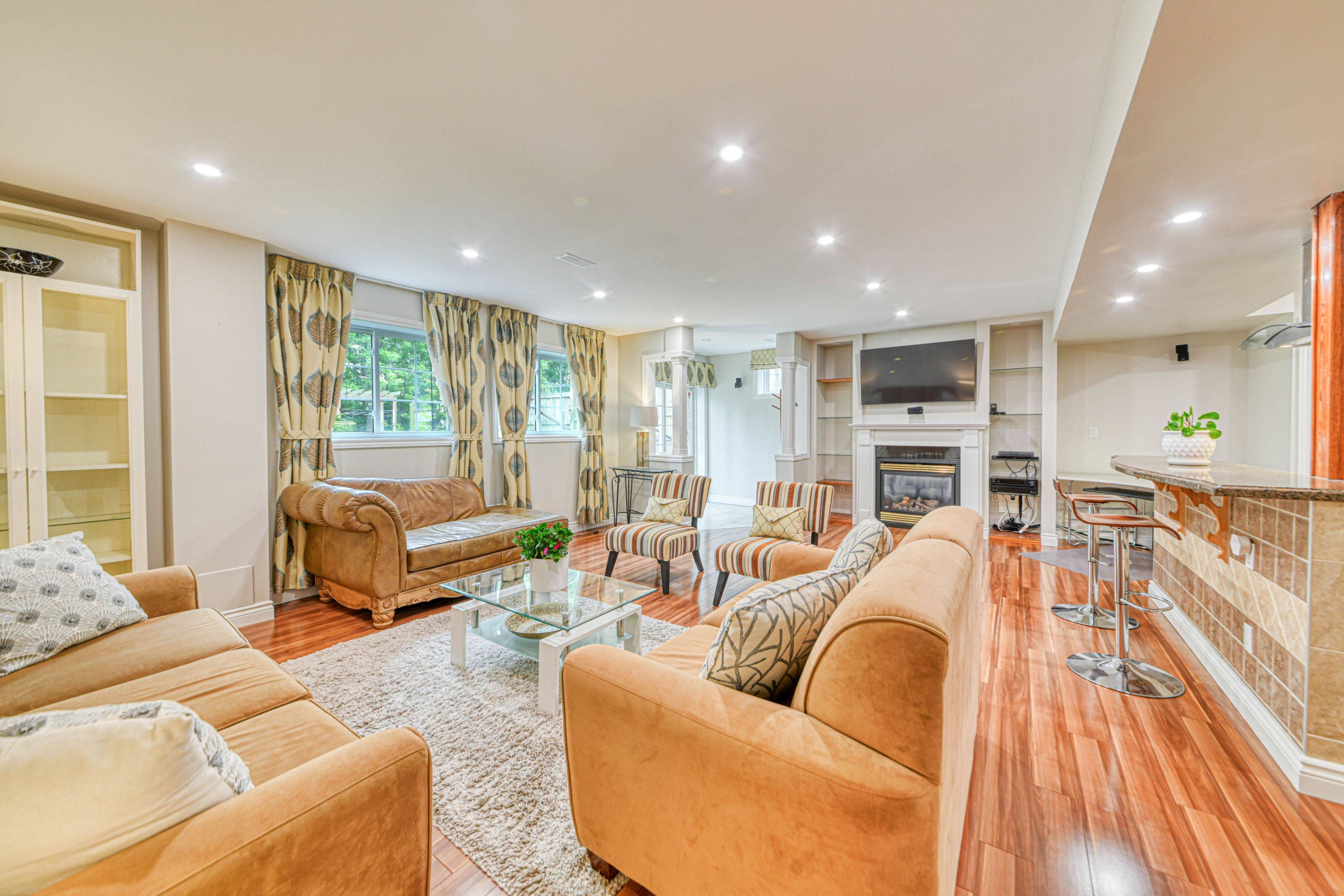 Hamilton, ON L9K 1P9,BSMT - 87 Lowinger AVE