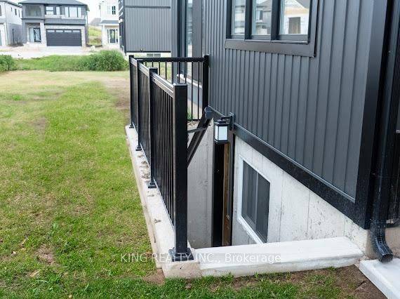 Niagara Falls, ON L2H 3V8,7406 Majestic TRL #(BSMT)