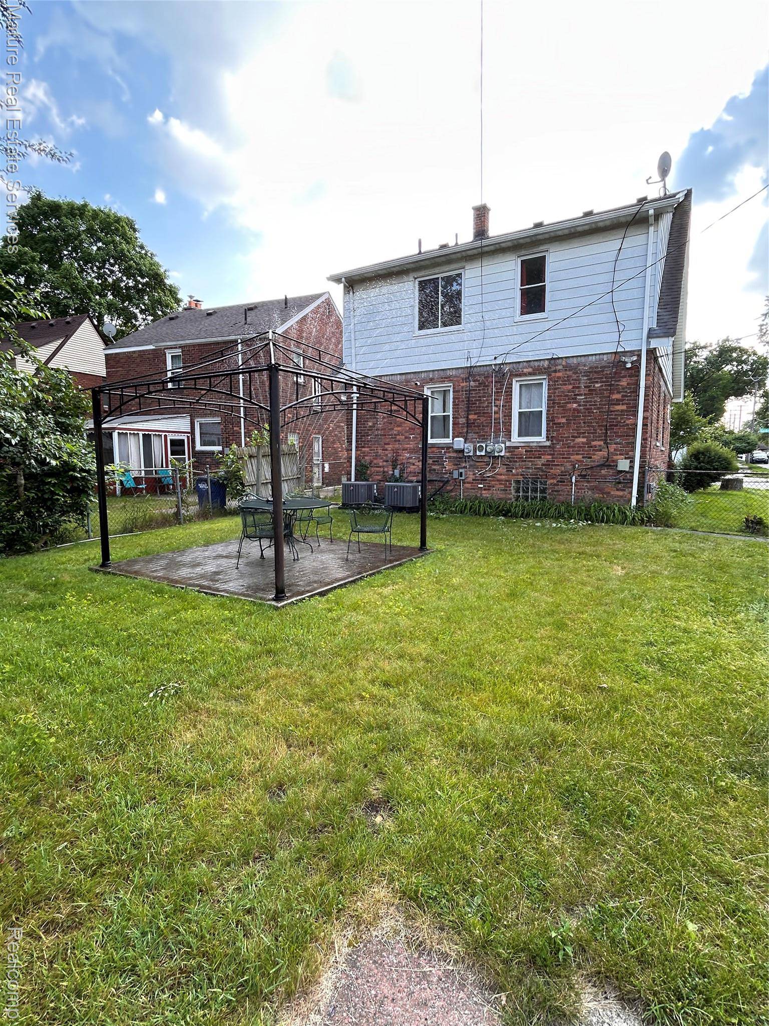 Detroit, MI 48221,20186 Gardendale ST #2