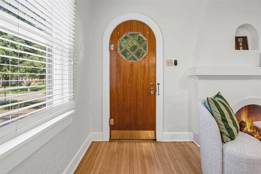 Fort Worth, TX 76107,2312 Carleton Avenue