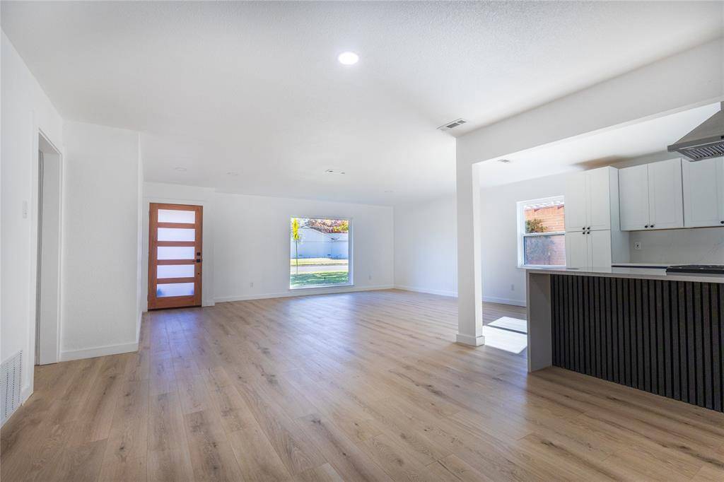 Dallas, TX 75238,10023 Kirkhaven Drive