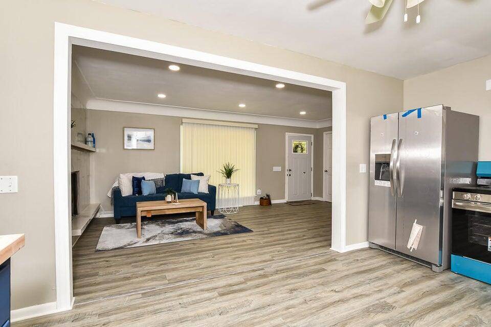 Kalamazoo, MI 49048,6604 E H AVE