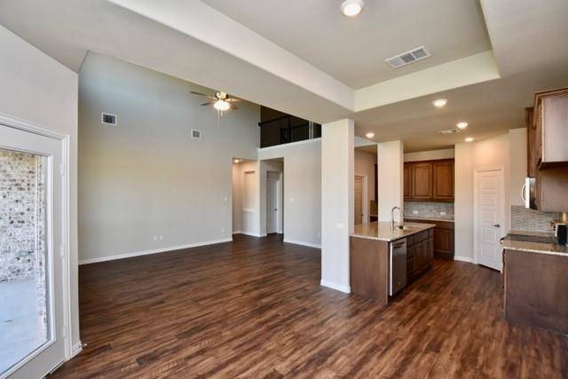 Denton, TX 76205,2408 Glasgow Way