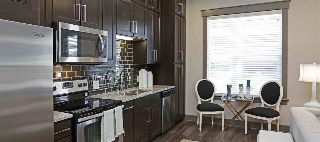 Dallas, TX 75231,8110 Park Lane #1009