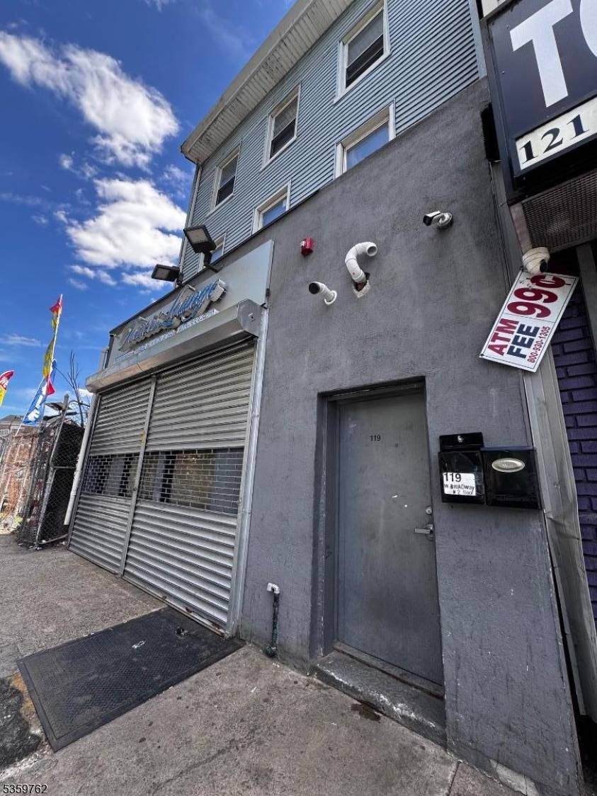 Paterson City, NJ 07522,119 W Broadway