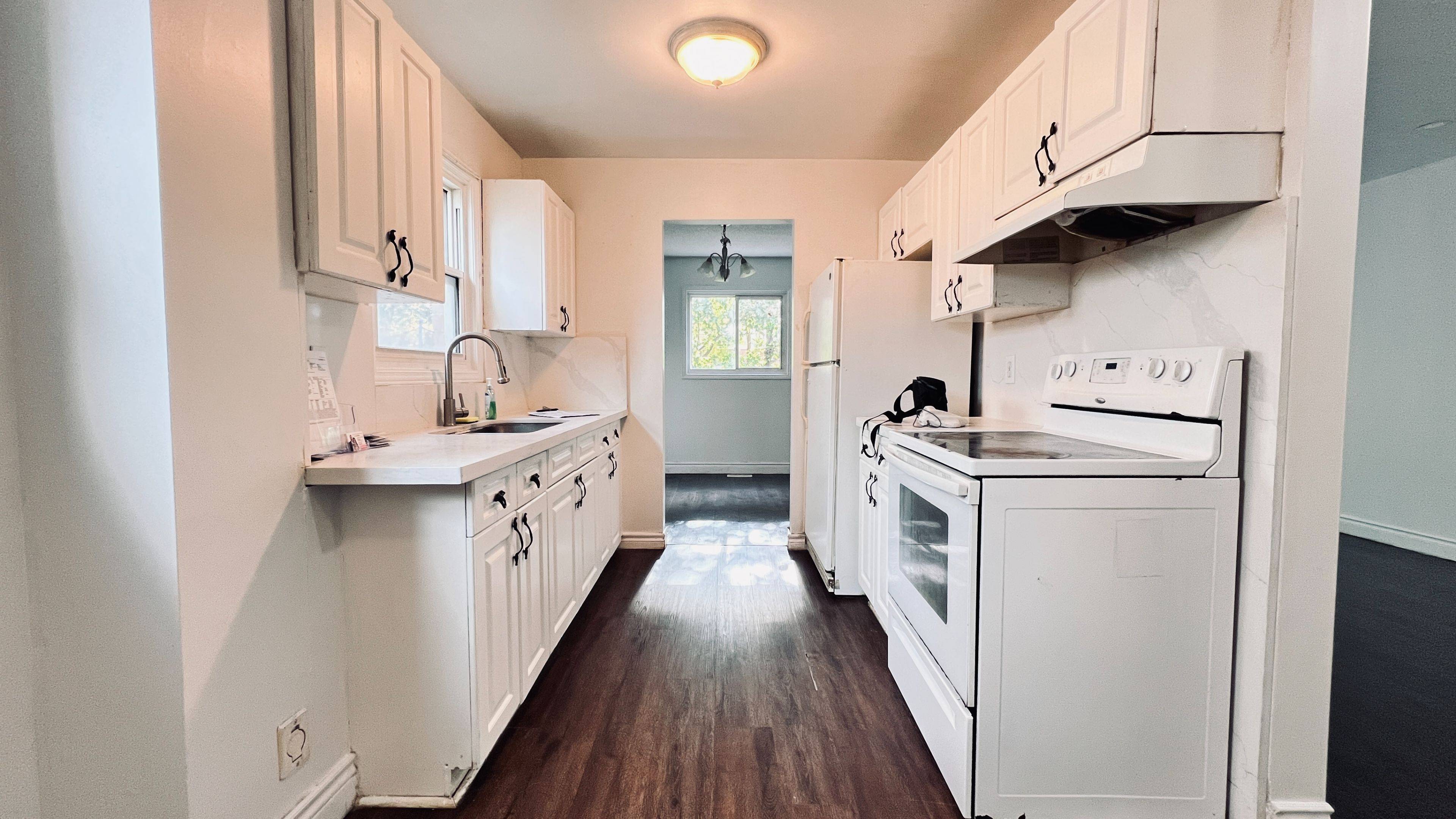 Brampton, ON L6X 2T8,93 Martindale CRES