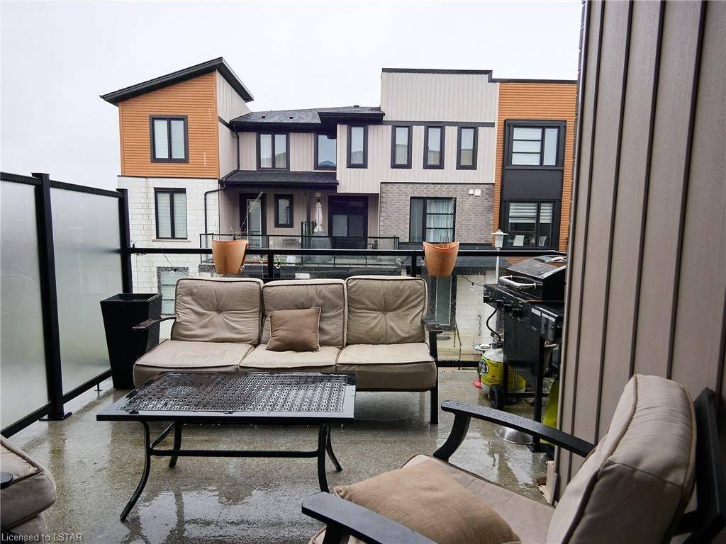 London North, ON N6H 0J7,965 Battery PARK #965