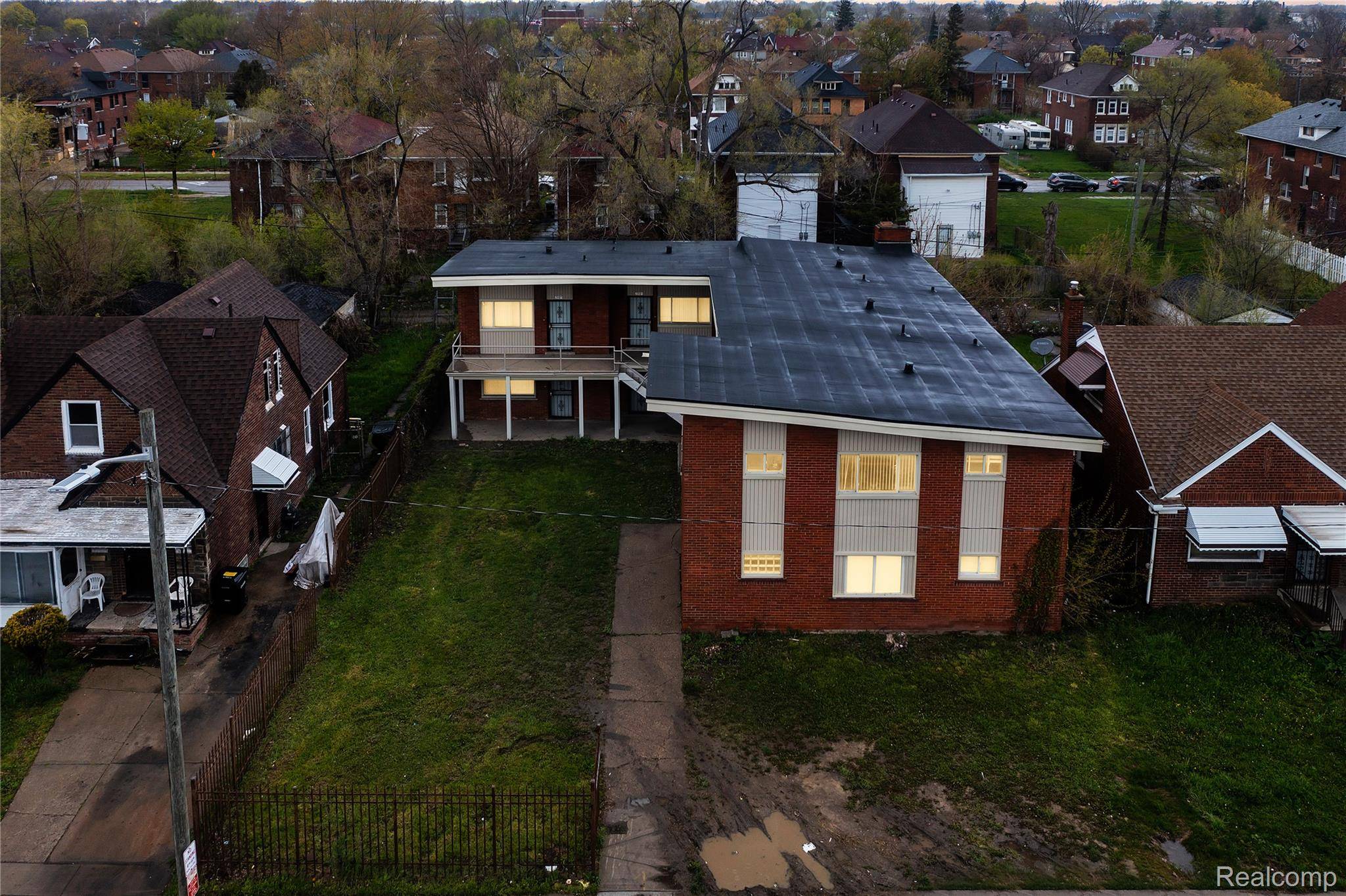 Detroit, MI 48238,4234 W Davison