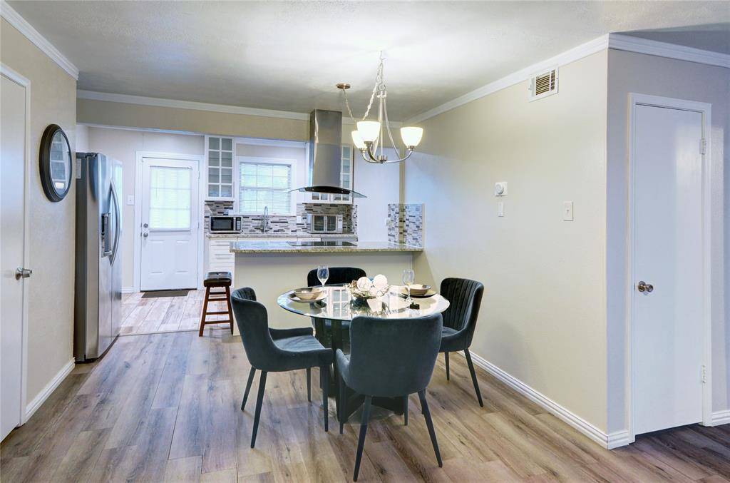 Dallas, TX 75230,7931 Royal Lane #216