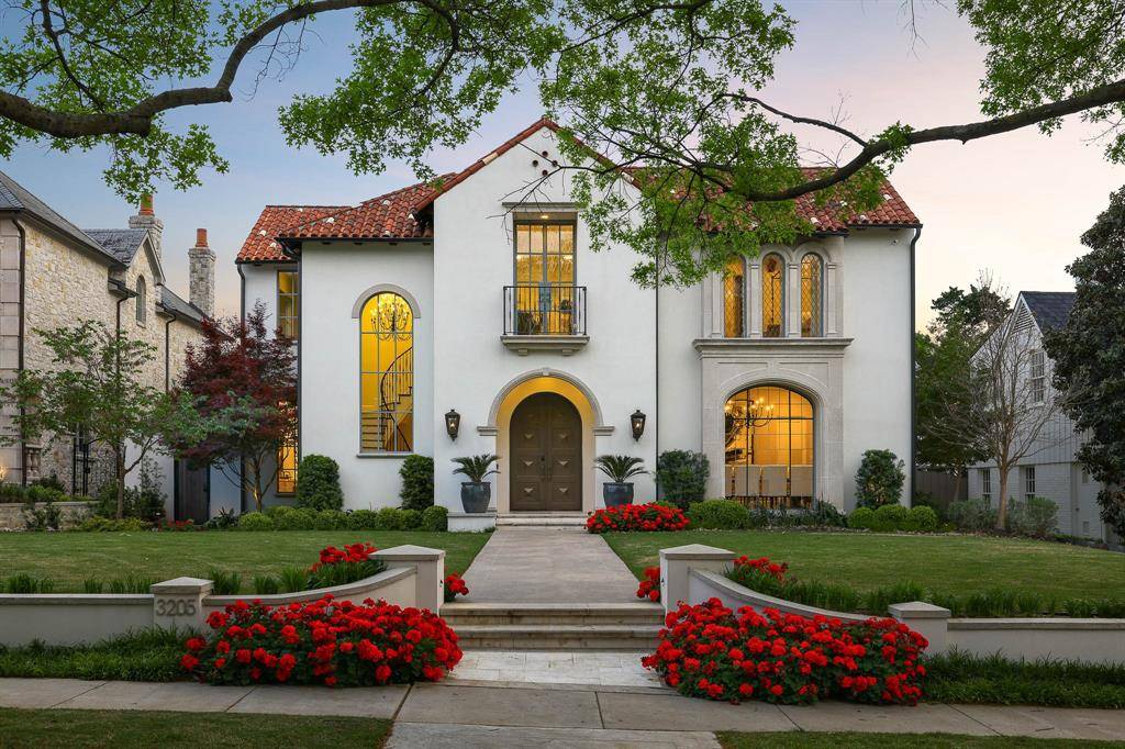 University Park, TX 75225,3205 Caruth Boulevard