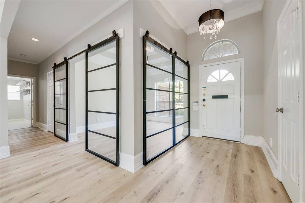 Dallas, TX 75218,9628 Galway Drive