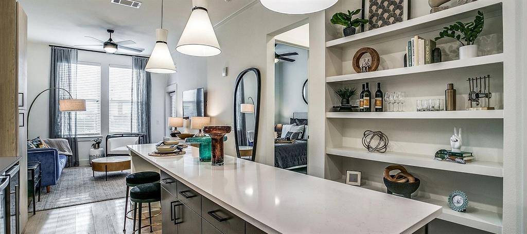 Dallas, TX 75219,2929 Oak Lawn Avenue #728