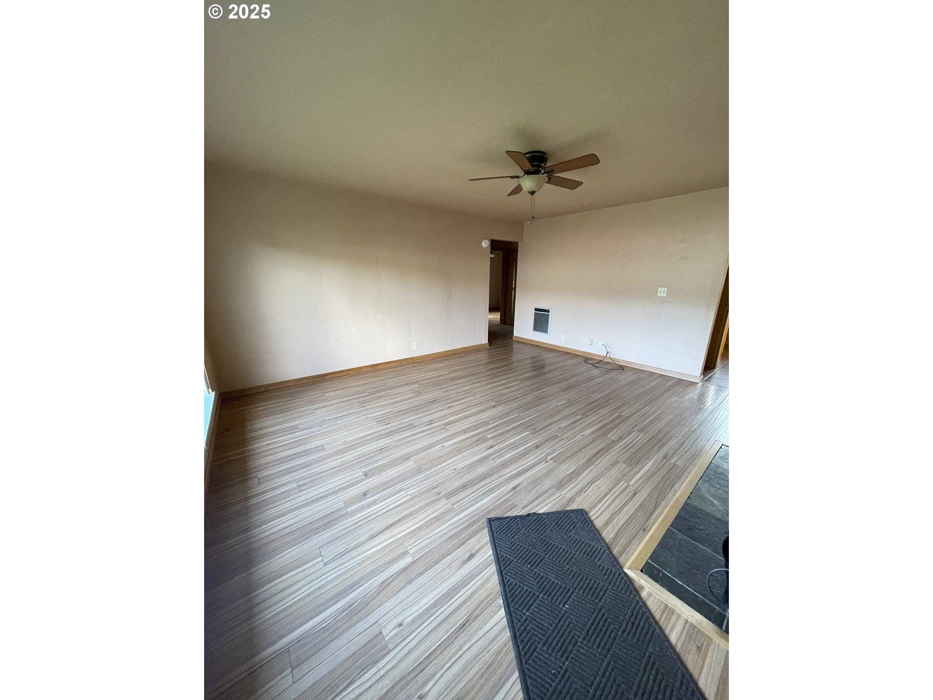 Reedsport, OR 97467,1820 DOGWOOD AVE