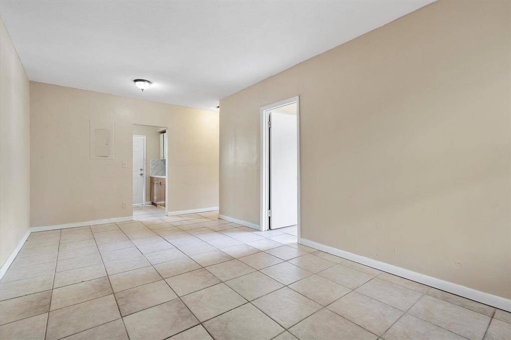 Miami, FL 33138,7530 NE 3rd Ave