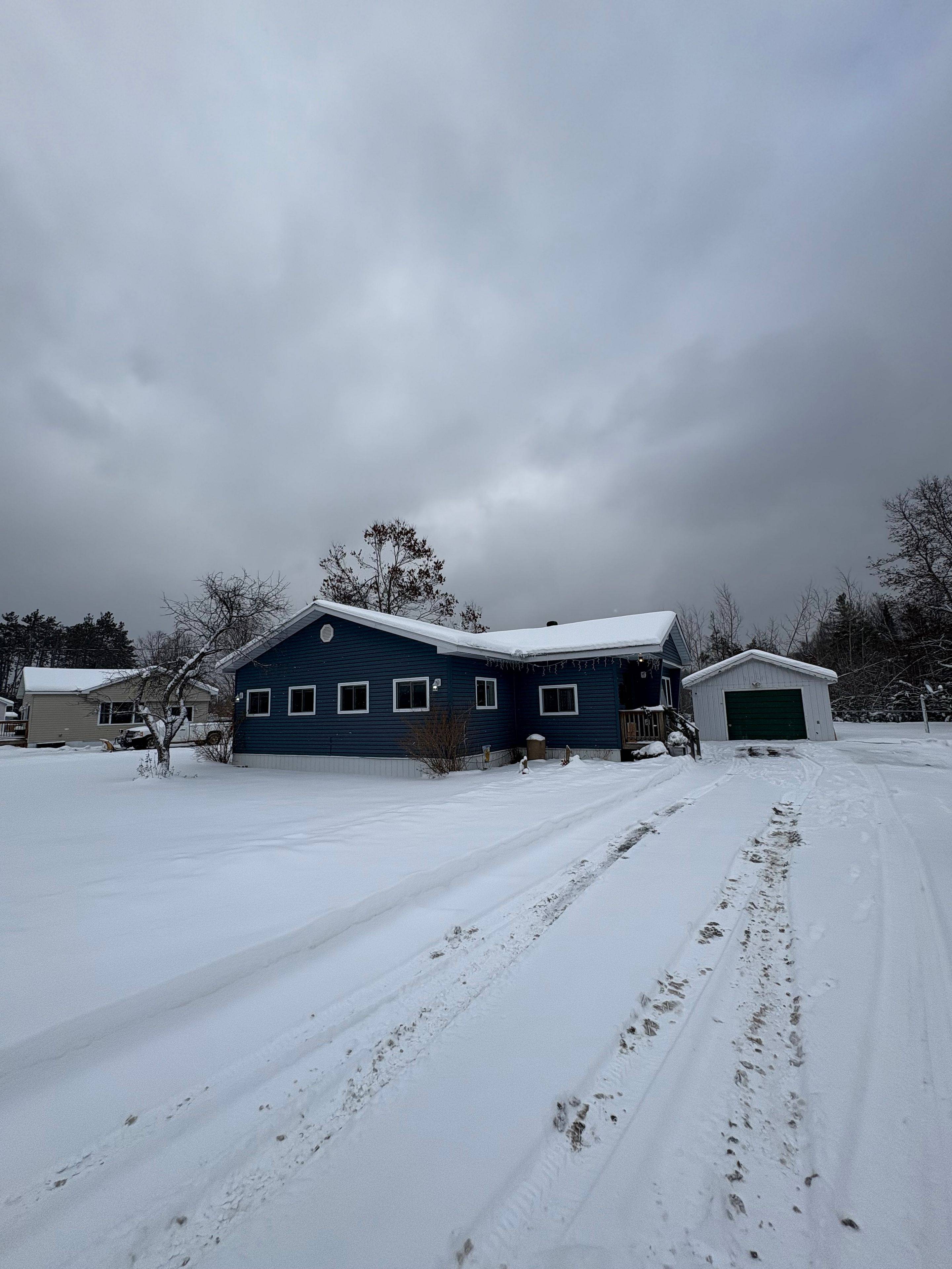 Minden Hills, ON K0M 2K0,1088 Lutterworth Pines RD