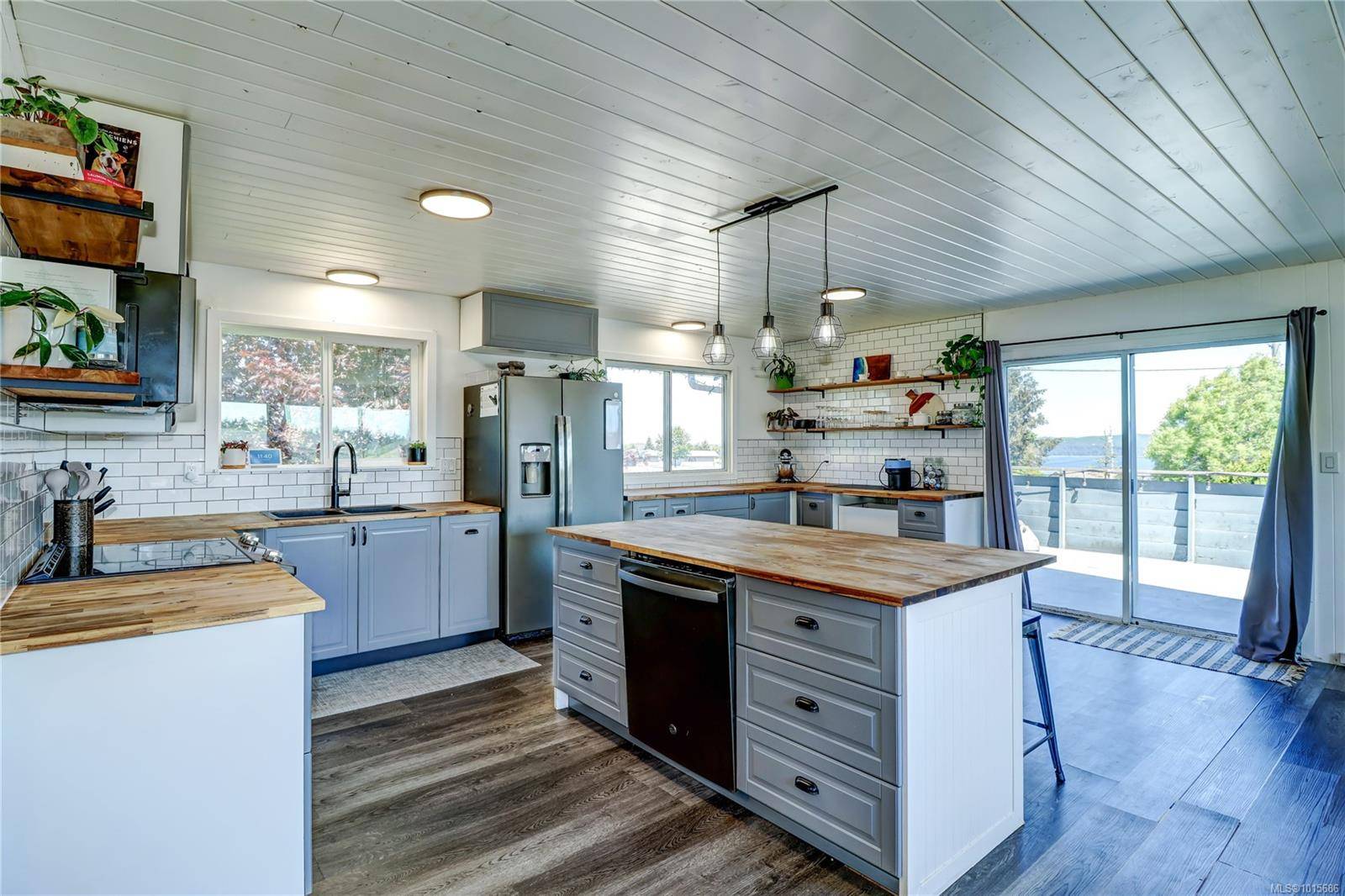 Port Mcneill, BC V0N 2R0,2530 Mountview Cres