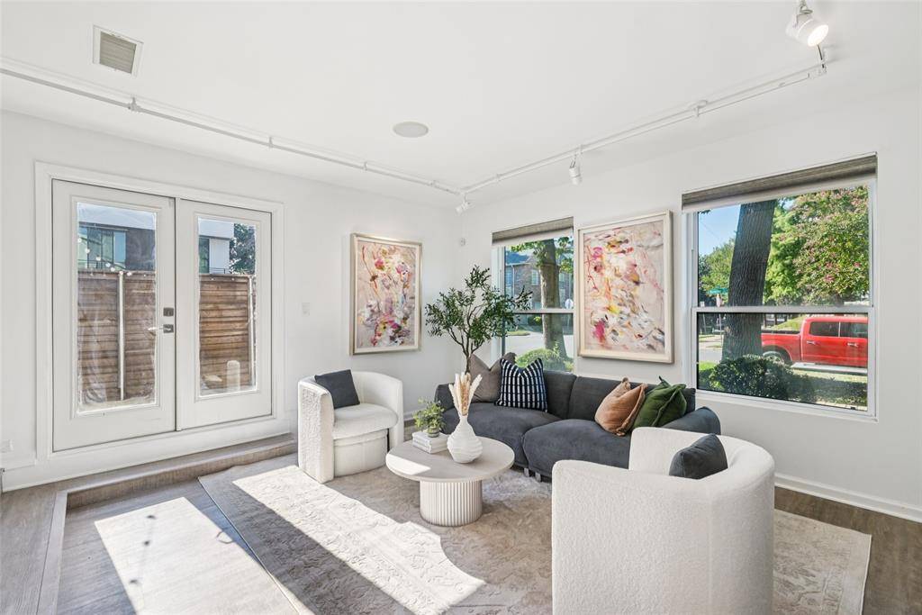 Dallas, TX 75219,4102 Bowser Avenue #1