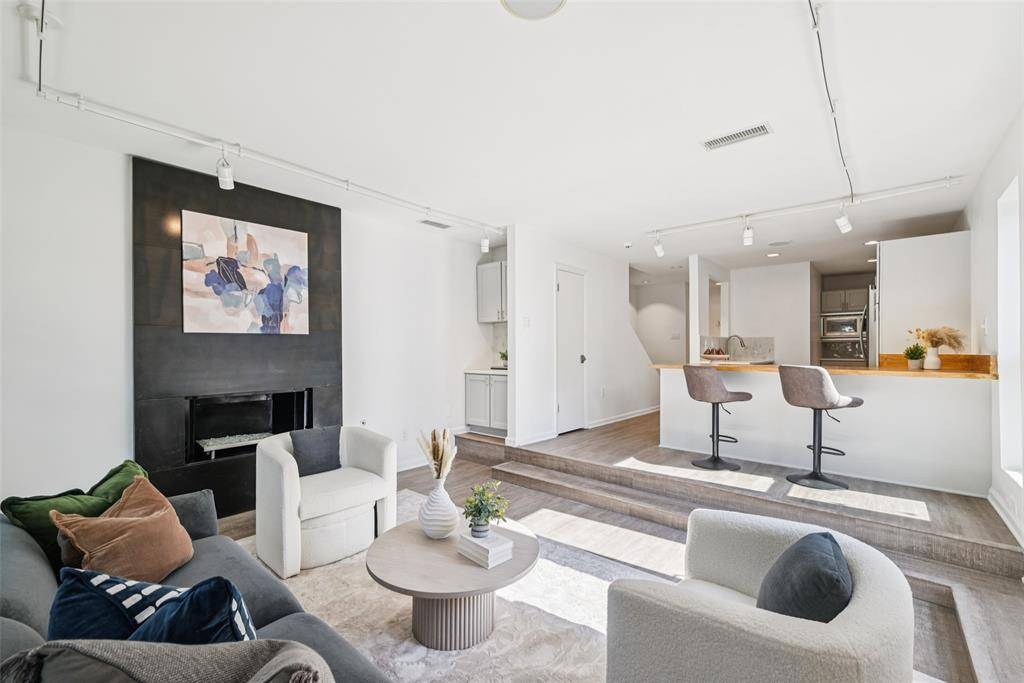 Dallas, TX 75219,4102 Bowser Avenue #1