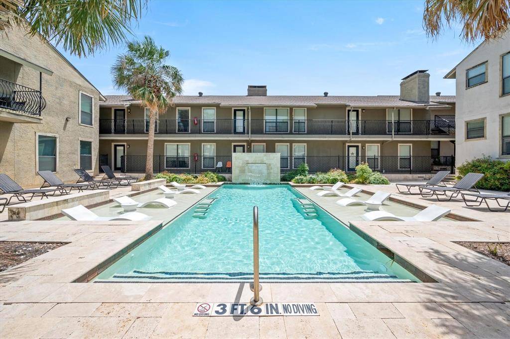 Dallas, TX 75206,5806 Birchbrook Drive #206